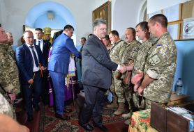 Petr Poroshenko in the Resurrection Cathedral