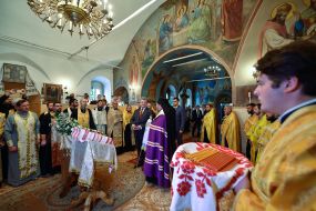 Petr Poroshenko in the Resurrection Cathedral