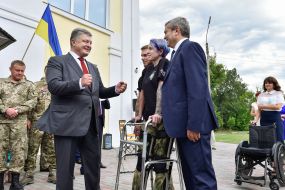 Petr Poroshenko and Yana Zinkevich