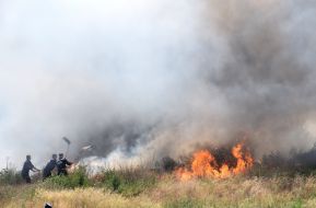 Extinguishing a large-scale fire