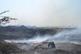 Extinguishing a large-scale fire