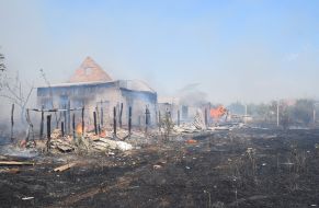 Extinguishing a large-scale fire