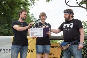 Активисты поздравили Сенцова с днем рождения