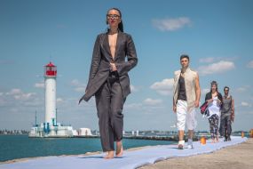 Models on the raid mole of the Vorontsov lighthouse in Odessa