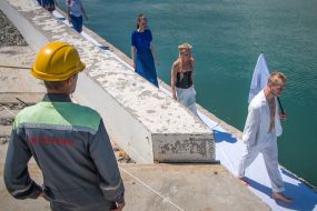 Models on the raid mole of the Vorontsov lighthouse in Odessa
