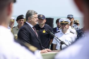 Petr Poroshenko on the frigate "Getman Sagaidachny"