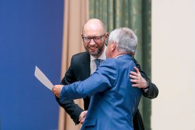 Arseniy Yatsenyuk, Anatoliy Kinakh