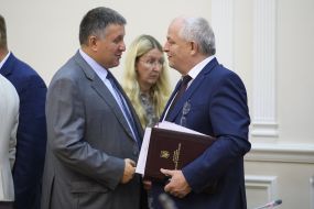 Степан Кубив, Арсен Аваков