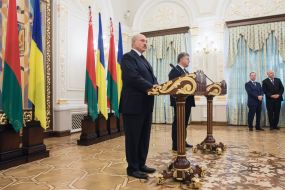 Petr Poroshenko and Alexandr Lukashenko