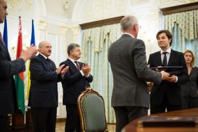 Petr Poroshenko, Evgeny Nishchuk and Alexandr Lukashenko
