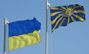 Flag of the Air Forces of Ukraine and the flag of Ukraine