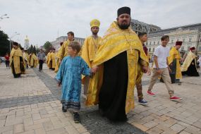 The procession of the UOC-KP