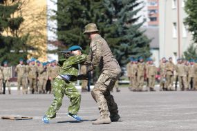 Показательные занятия по боевой подготовке