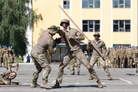 Показательные занятия по боевой подготовке