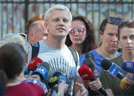 Vitaliy Shabunin answers the questions of journalists