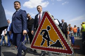 Vladimir Groisman inspected the repair work