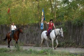 Артисты конного театра "Запорожские казаки"