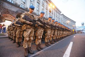 Second rehearsal of parade for Independence Day