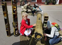 Open Doors Day at the Academy of Land Forces