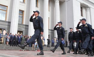 The opening of the memorial plaque