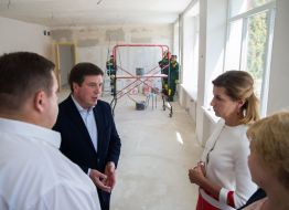 Marina Poroshenko and Gennady Zubko