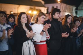 Marina Poroshenko with her children