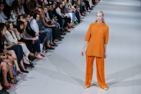 Показ коллекции одежды от Елены Бурениной