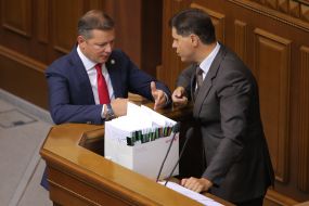 Oleg Lyashko, Ruslan Knyazevich