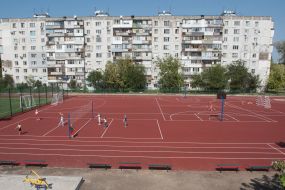 Школьный стадион