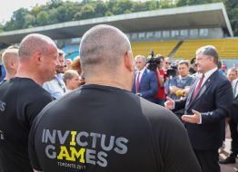 Poroshenko visits training of the Ukrainian team "Invictus Games"