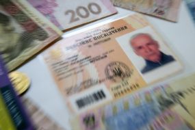 Money at the pension certificate