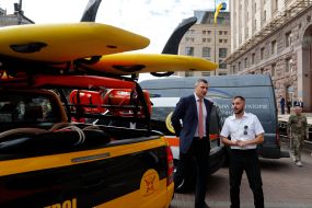 Виталий Кличко осмотрел выставку техники