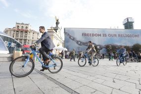 Participant of the flash mob "On a bicycle to work"