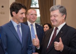 Petro Poroshenko and Justin Trudeau