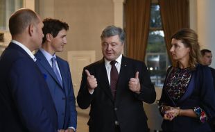 Petro Poroshenko, Marina Poroshenko and Justin Trudeau