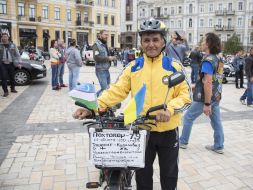 Member of the cycle tour from Uzbekistan to Kamenskoye
