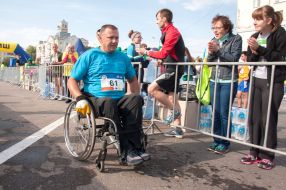 Participants of the race of handbakers