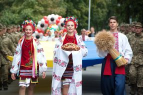 Participants of parade "Poltava embroidered"