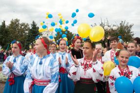 Participants of parade "Poltava embroidered"