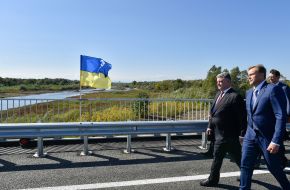 Petro Poroshenko, Oleg Goncharuk