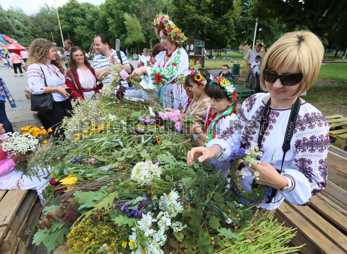 Венок на возложение