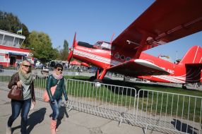 Festival of retro-technics OldCarLand