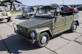 Festival of retro-technics OldCarLand