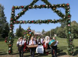 Folklore and ethnographic holiday "Autumn Wedding"