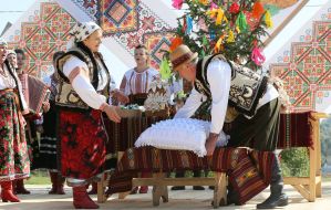 Folklore and ethnographic holiday "Autumn Wedding"