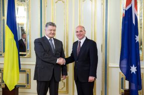 Petro Poroshenko and Stephen Perry