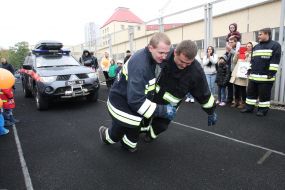 Показательные выступления по силовому экстриму
