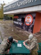 Meeting near the ArcelorMittal Krivoy Rog plant