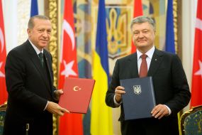 Petro Poroshenko and Recep Erdogan