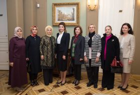 Marina Poroshenko and Emine Erdogan